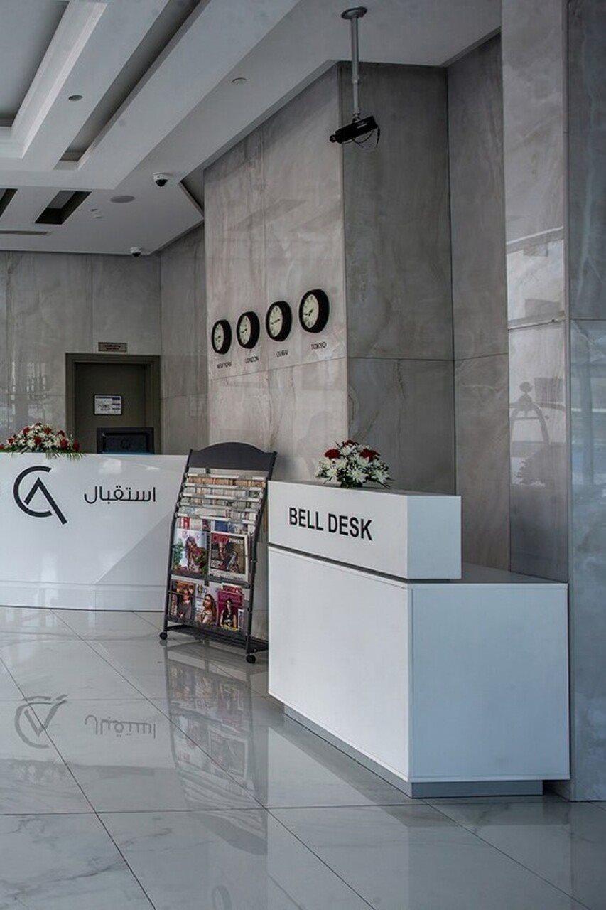 City Avenue Al Reqqa Hotel Дубай Экстерьер фото
